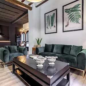 Green Apartament Apartment